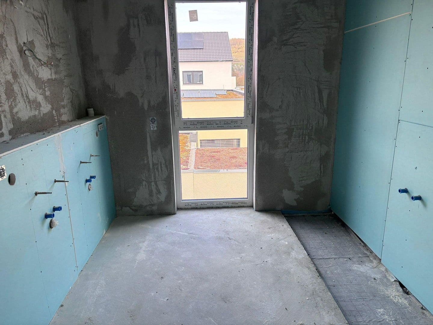 Predaj domu 173 m², pozemek 339 m², Im Kisselfließ 15, Laudenbach, Bádensko-Wurttembersko Predaj domu 173 m², pozemek 339 m², Im Kisselfließ 15, Laudenbach, Bádensko-Wurttembersko