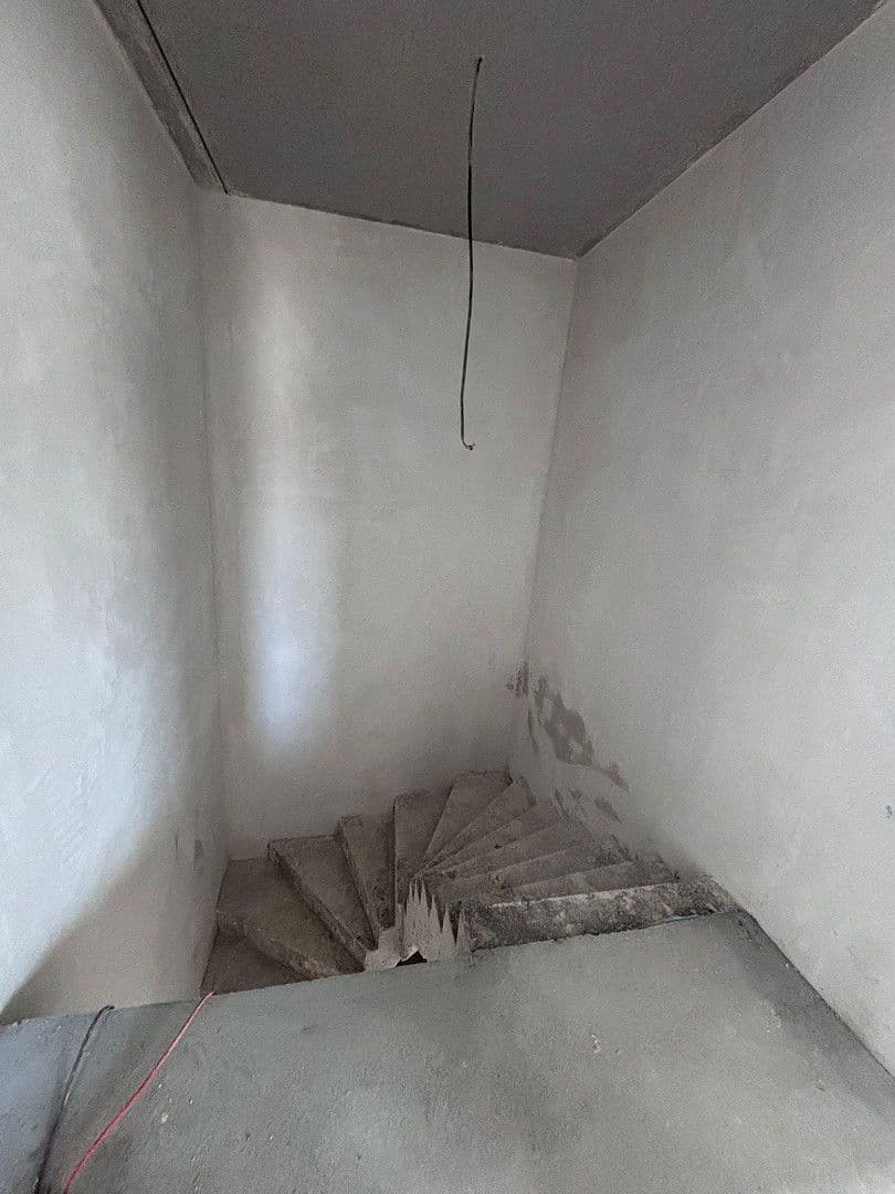 Predaj domu 173 m², pozemek 339 m², Im Kisselfließ 15, Laudenbach, Bádensko-Wurttembersko Predaj domu 173 m², pozemek 339 m², Im Kisselfließ 15, Laudenbach, Bádensko-Wurttembersko