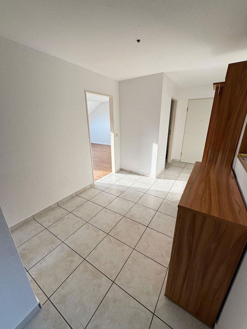 Prenájom bytu 3-izbový 88 m², Wehr, Bádensko-Wurttembersko Prenájom bytu 3-izbový 88 m², Wehr, Bádensko-Wurttembersko