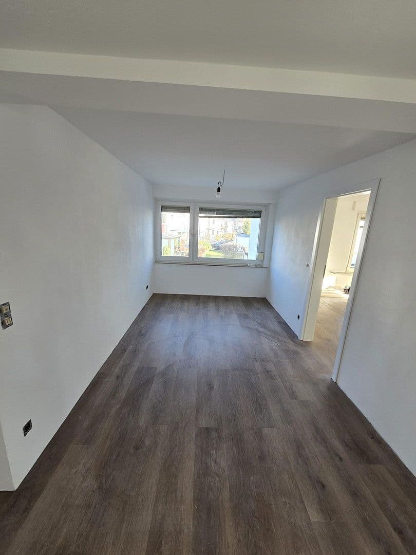 Prenájom bytu 3-izbový 93 m², Egartstraße 2, Leinfelden-Echterdingen, Bádensko-Wurttembersko Prenájom bytu 3-izbový 93 m², Egartstraße 2, Leinfelden-Echterdingen, Bádensko-Wurttembersko