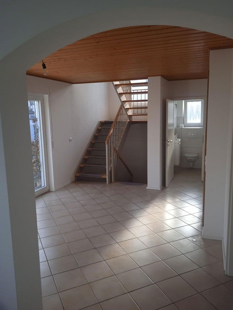 Prenájom domu 130 m², pozemek 246 m², St. Leon-Rot, Bádensko-Wurttembersko Prenájom domu 130 m², pozemek 246 m², St. Leon-Rot, Bádensko-Wurttembersko