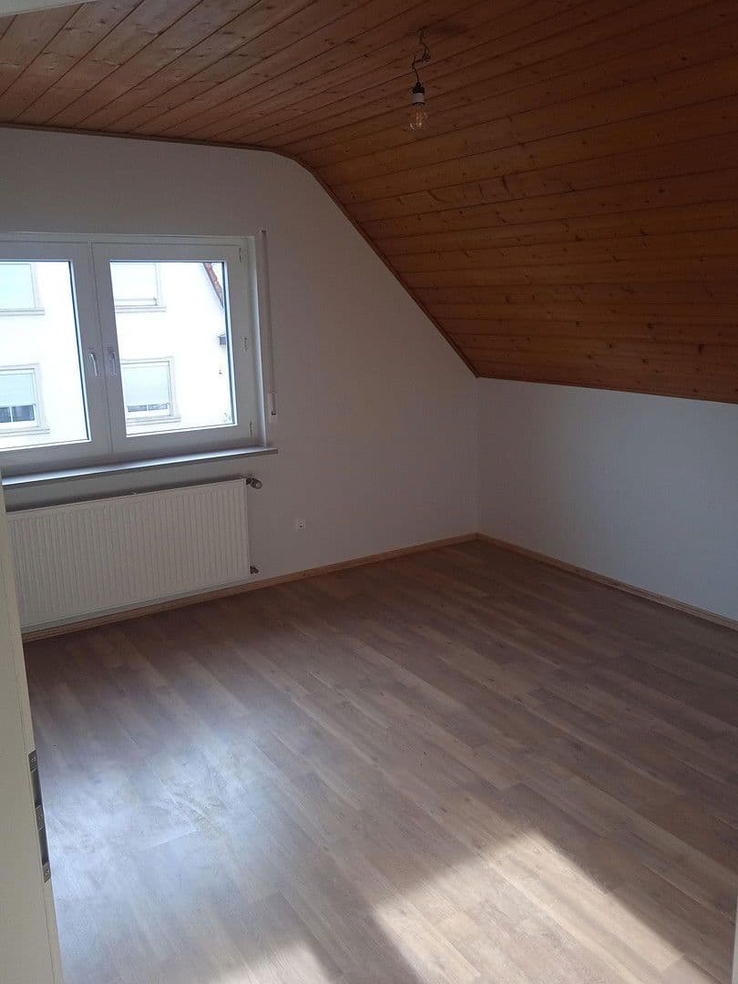 Prenájom domu 130 m², pozemek 246 m², St. Leon-Rot, Bádensko-Wurttembersko Prenájom domu 130 m², pozemek 246 m², St. Leon-Rot, Bádensko-Wurttembersko