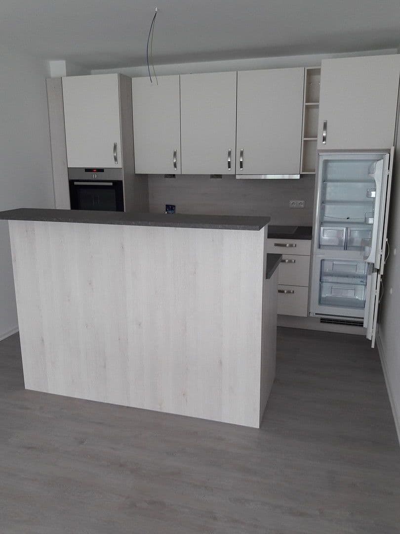 Prenájom bytu 2-izbový 74 m², Tornesch, Šlezvicko-Holštajnsko Prenájom bytu 2-izbový 74 m², Tornesch, Šlezvicko-Holštajnsko