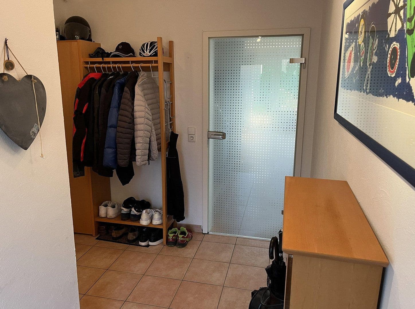 Predaj domu 146 m², pozemek 252 m², Stuttgart-Weilimdorf (Wolfbusch), Bádensko-Wurttembersko Predaj domu 146 m², pozemek 252 m², Stuttgart-Weilimdorf (Wolfbusch), Bádensko-Wurttembersko