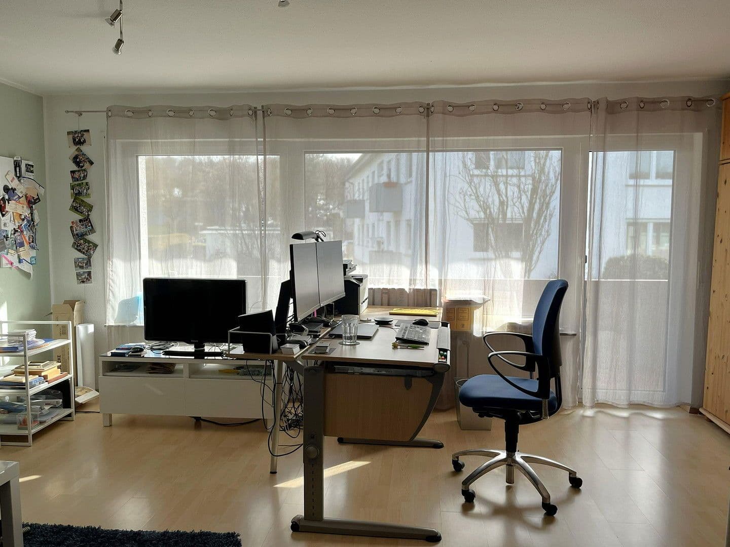 Predaj domu 146 m², pozemek 252 m², Stuttgart-Weilimdorf (Wolfbusch), Bádensko-Wurttembersko Predaj domu 146 m², pozemek 252 m², Stuttgart-Weilimdorf (Wolfbusch), Bádensko-Wurttembersko