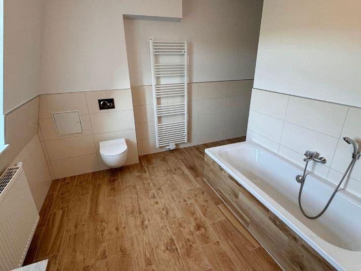 Predaj bytu 4-izbový 108 m², Jena, Durínsko Predaj bytu 4-izbový 108 m², Jena, Durínsko