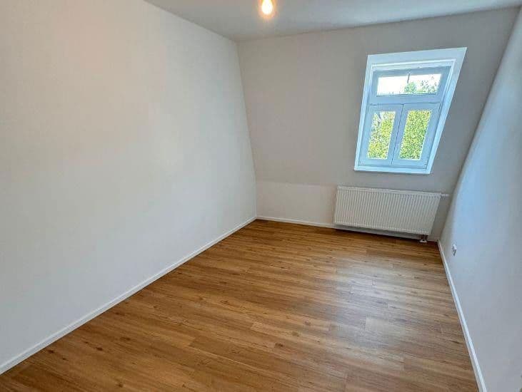 Predaj bytu 4-izbový 108 m², Jena, Durínsko Predaj bytu 4-izbový 108 m², Jena, Durínsko