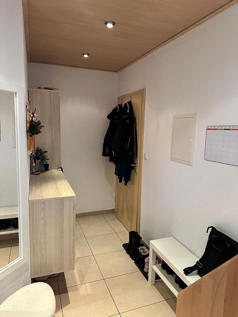 Prenájom bytu 4-izbový 95 m², Buseck, Hesensko Prenájom bytu 4-izbový 95 m², Buseck, Hesensko