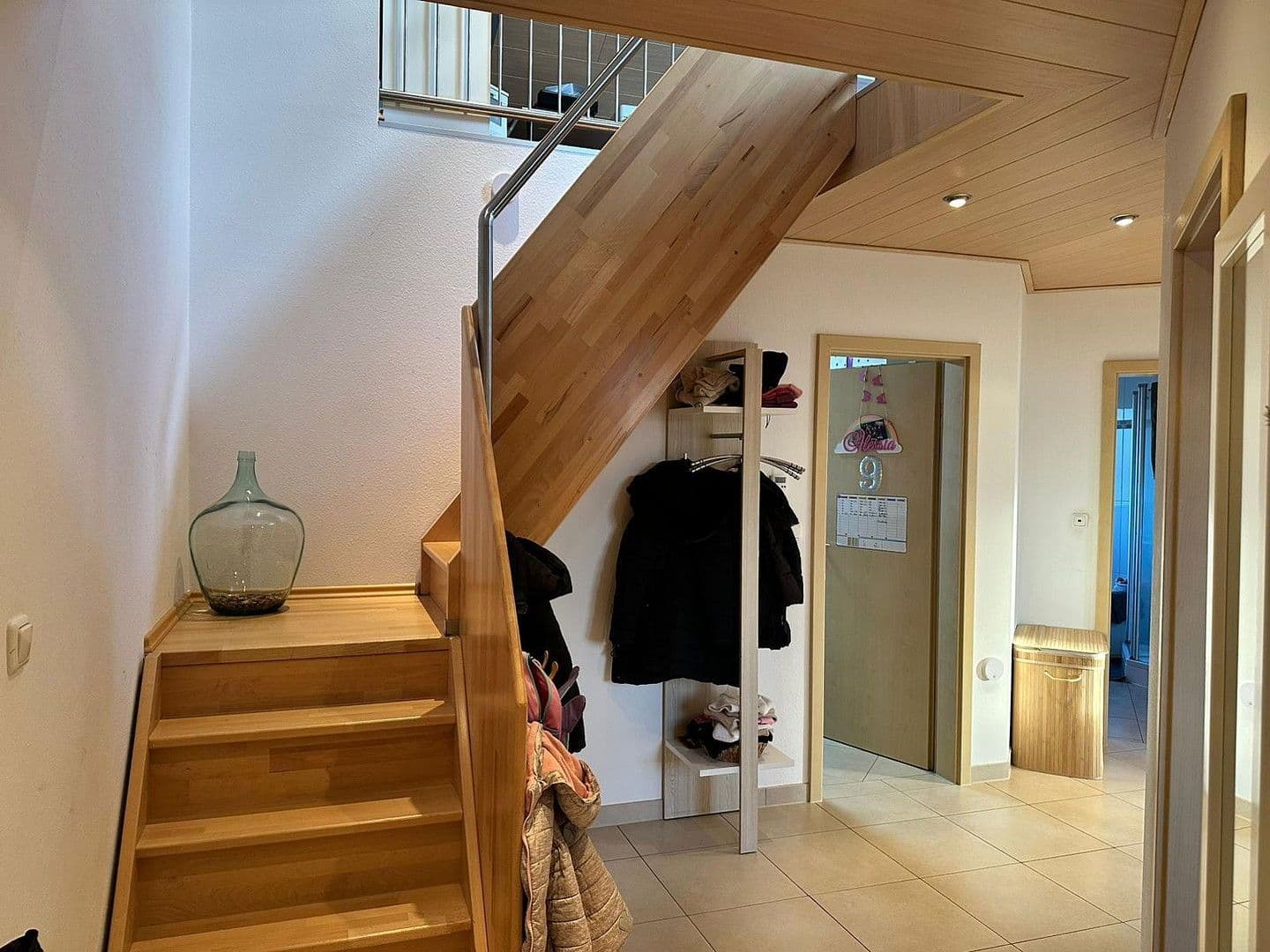 Prenájom bytu 4-izbový 95 m², Buseck, Hesensko Prenájom bytu 4-izbový 95 m², Buseck, Hesensko