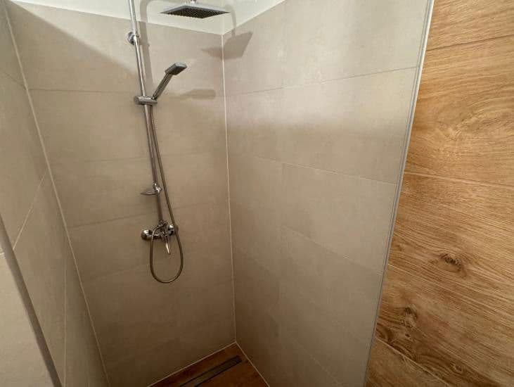 Predaj bytu 4-izbový 116 m², Jena, Durínsko Predaj bytu 4-izbový 116 m², Jena, Durínsko