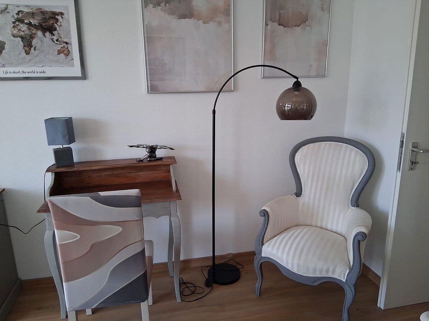 Prenájom bytu 1-izbový 38 m², München, Bavorsko Prenájom bytu 1-izbový 38 m², München, Bavorsko