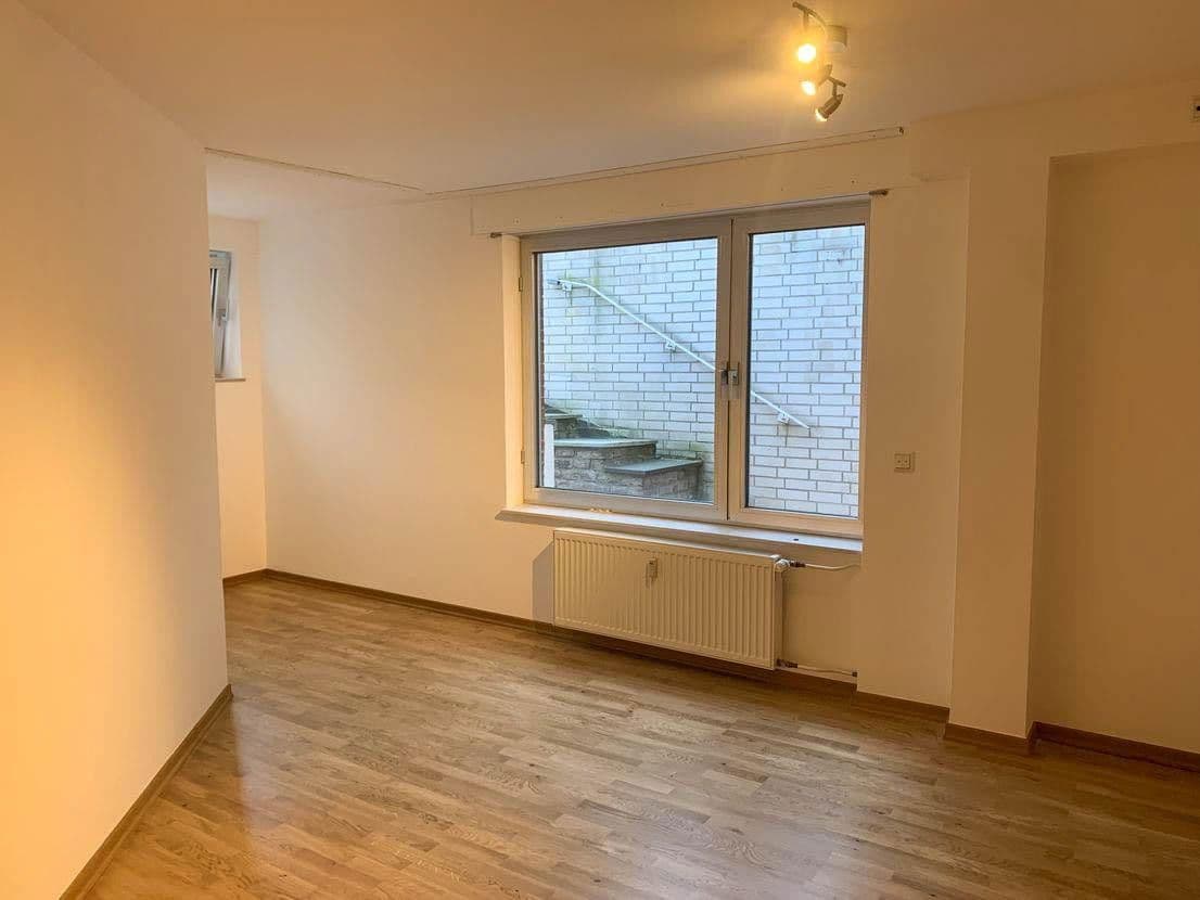 Prenájom bytu 1-izbový 65 m², Köln, Severné Porýnie - Westfálsko Prenájom bytu 1-izbový 65 m², Köln, Severné Porýnie - Westfálsko