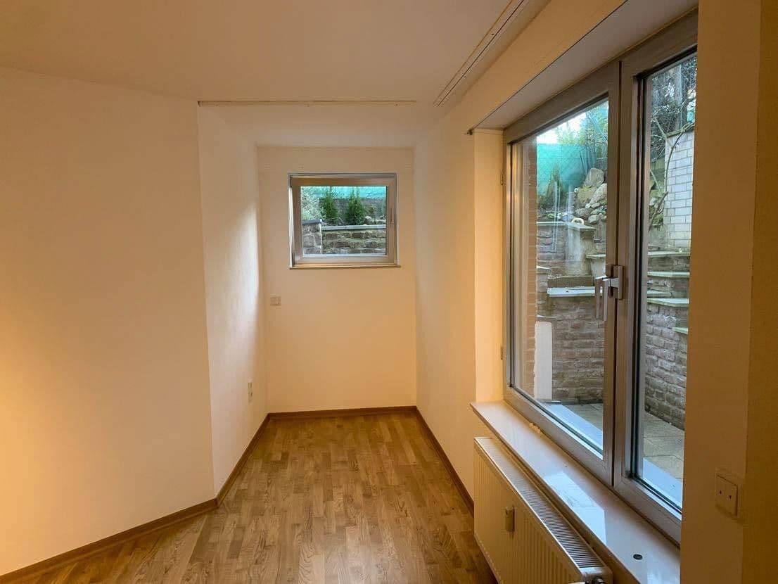 Prenájom bytu 1-izbový 65 m², Köln, Severné Porýnie - Westfálsko Prenájom bytu 1-izbový 65 m², Köln, Severné Porýnie - Westfálsko