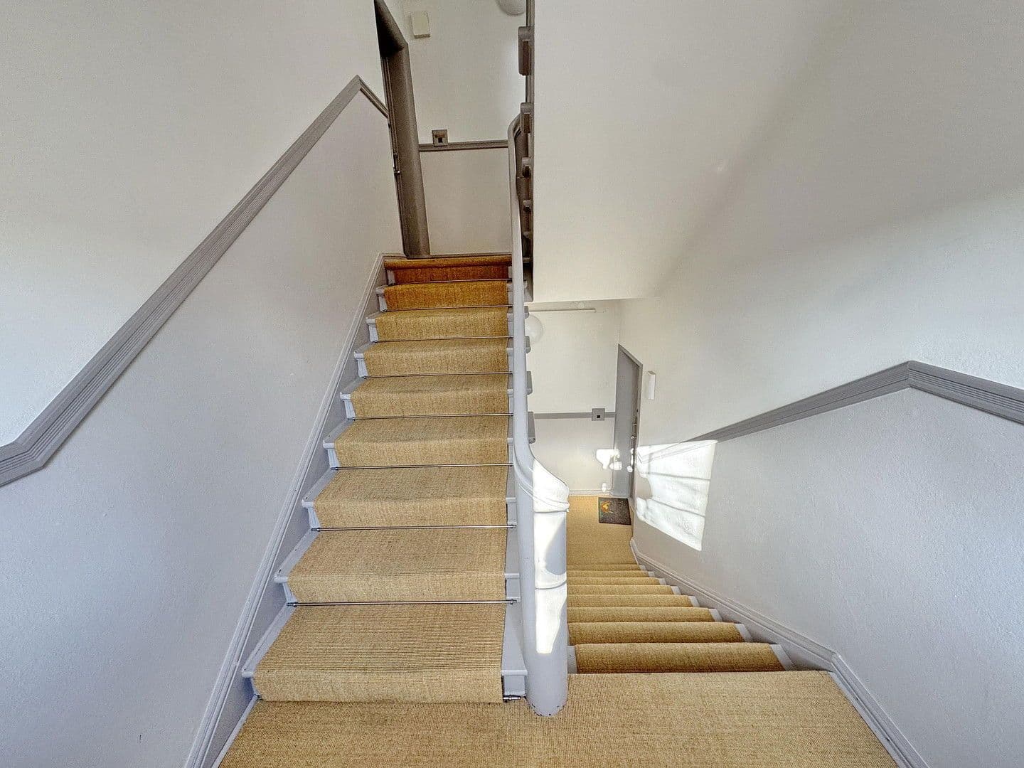 Predaj bytu 3-izbový 64 m², Kaiserin-Augusta-Str. 30, Berlin, Berlín Predaj bytu 3-izbový 64 m², Kaiserin-Augusta-Str. 30, Berlin, Berlín