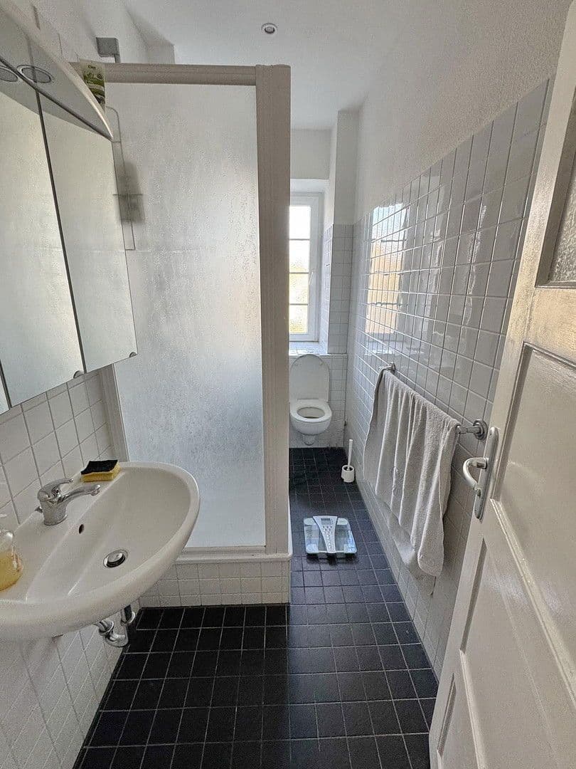 Predaj bytu 3-izbový 64 m², Kaiserin-Augusta-Str. 30, Berlin, Berlín Predaj bytu 3-izbový 64 m², Kaiserin-Augusta-Str. 30, Berlin, Berlín