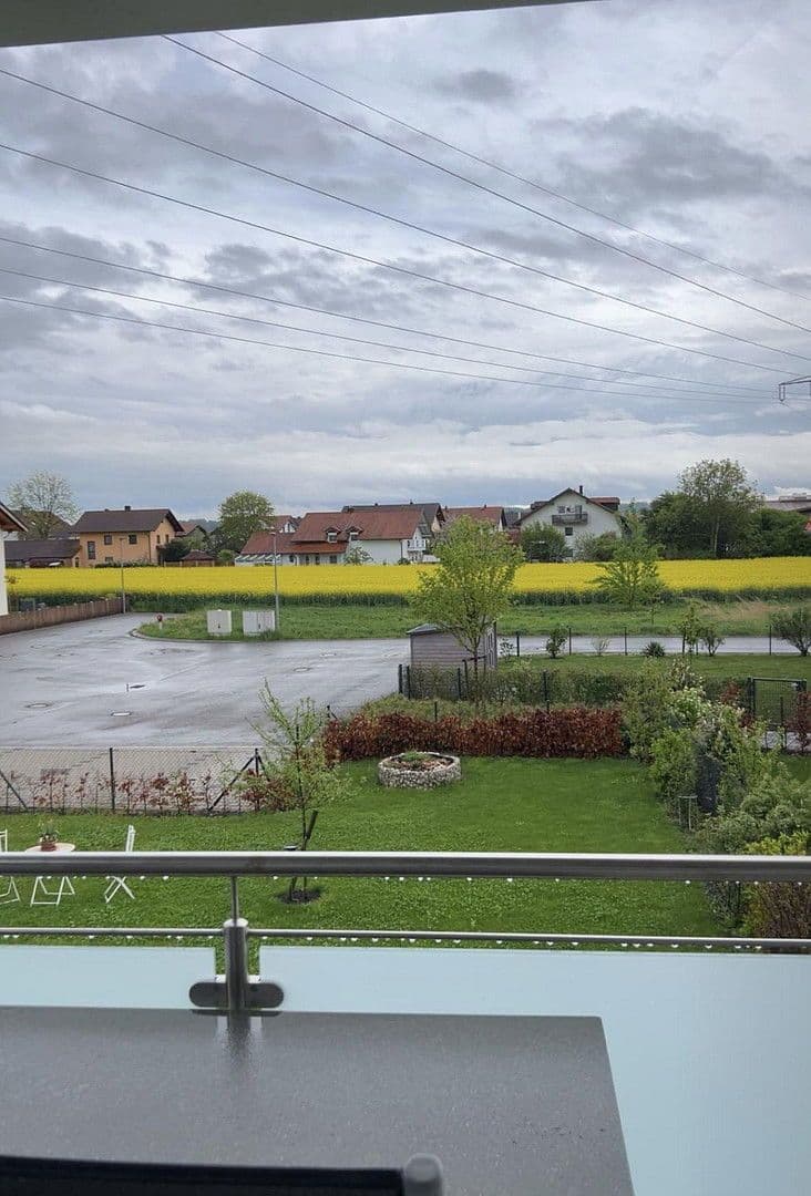 Predaj bytu 3-izbový 100 m², Sonnenblumenstraße 19, Unterneukirchen, Bavorsko Predaj bytu 3-izbový 100 m², Sonnenblumenstraße 19, Unterneukirchen, Bavorsko