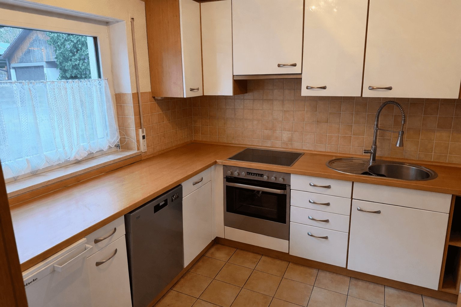 Predaj domu 114 m², pozemek 135 m², Allershausen, Bavorsko Predaj domu 114 m², pozemek 135 m², Allershausen, Bavorsko