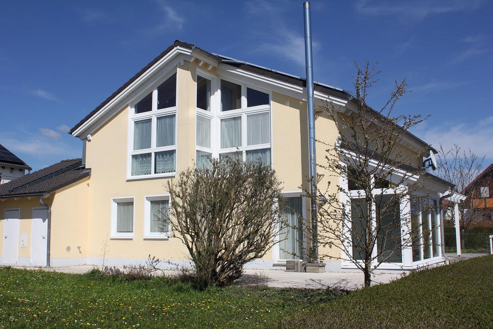 Predaj domu 180 m², pozemek 698 m², Schernfeld, Bavorsko Predaj domu 180 m², pozemek 698 m², Schernfeld, Bavorsko