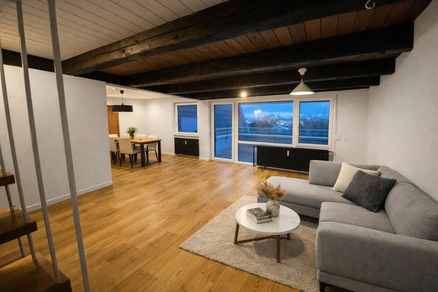 Prenájom bytu 3-izbový 93 m², Adlerstr. 22, Aalen, Bádensko-Wurttembersko Prenájom bytu 3-izbový 93 m², Adlerstr. 22, Aalen, Bádensko-Wurttembersko