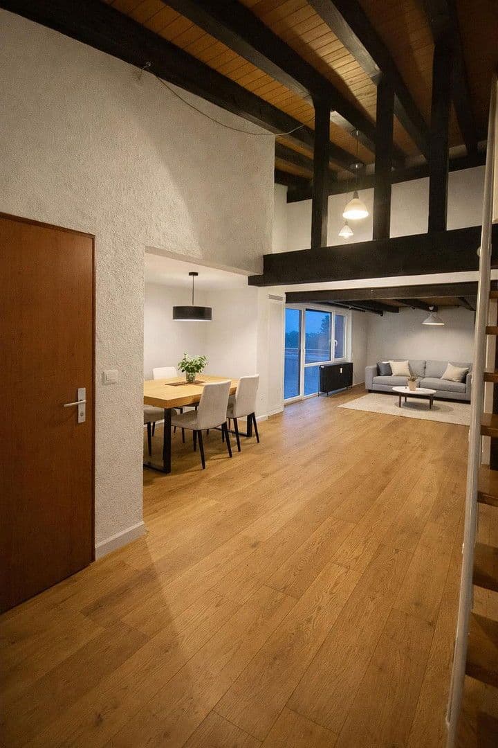 Prenájom bytu 3-izbový 93 m², Adlerstr. 22, Aalen, Bádensko-Wurttembersko Prenájom bytu 3-izbový 93 m², Adlerstr. 22, Aalen, Bádensko-Wurttembersko