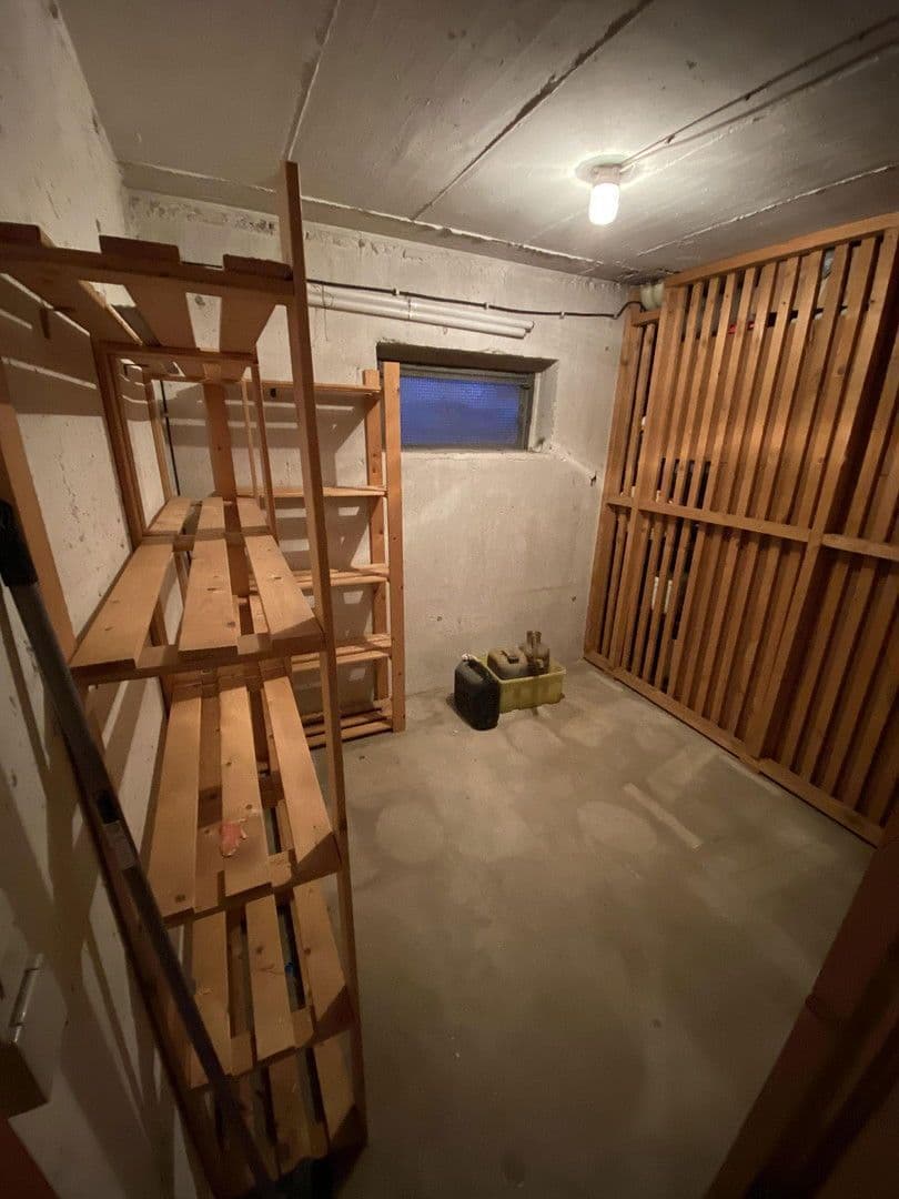 Prenájom bytu 3-izbový 93 m², Adlerstr. 22, Aalen, Bádensko-Wurttembersko Prenájom bytu 3-izbový 93 m², Adlerstr. 22, Aalen, Bádensko-Wurttembersko