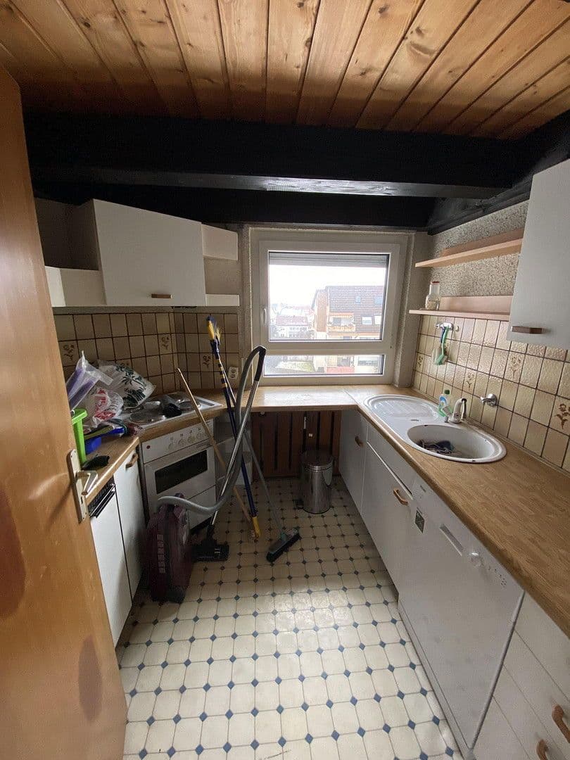 Prenájom bytu 3-izbový 93 m², Adlerstr. 22, Aalen, Bádensko-Wurttembersko Prenájom bytu 3-izbový 93 m², Adlerstr. 22, Aalen, Bádensko-Wurttembersko