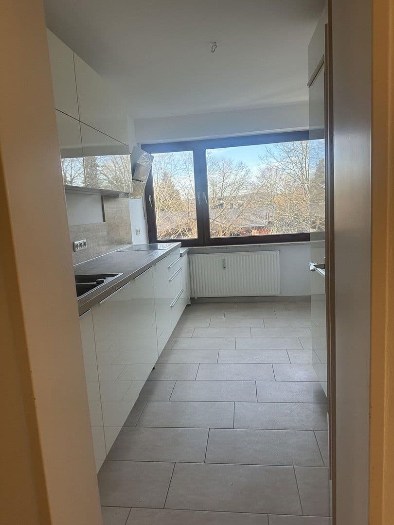 Prenájom bytu 3-izbový 82 m², Pöcking - Possenhofen, Bavorsko Prenájom bytu 3-izbový 82 m², Pöcking - Possenhofen, Bavorsko