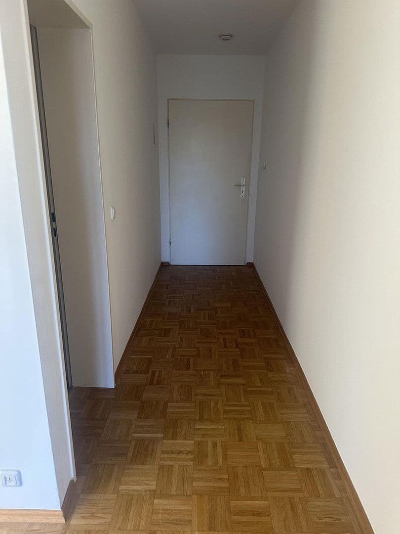 Prenájom bytu 3-izbový 82 m², Pöcking - Possenhofen, Bavorsko Prenájom bytu 3-izbový 82 m², Pöcking - Possenhofen, Bavorsko