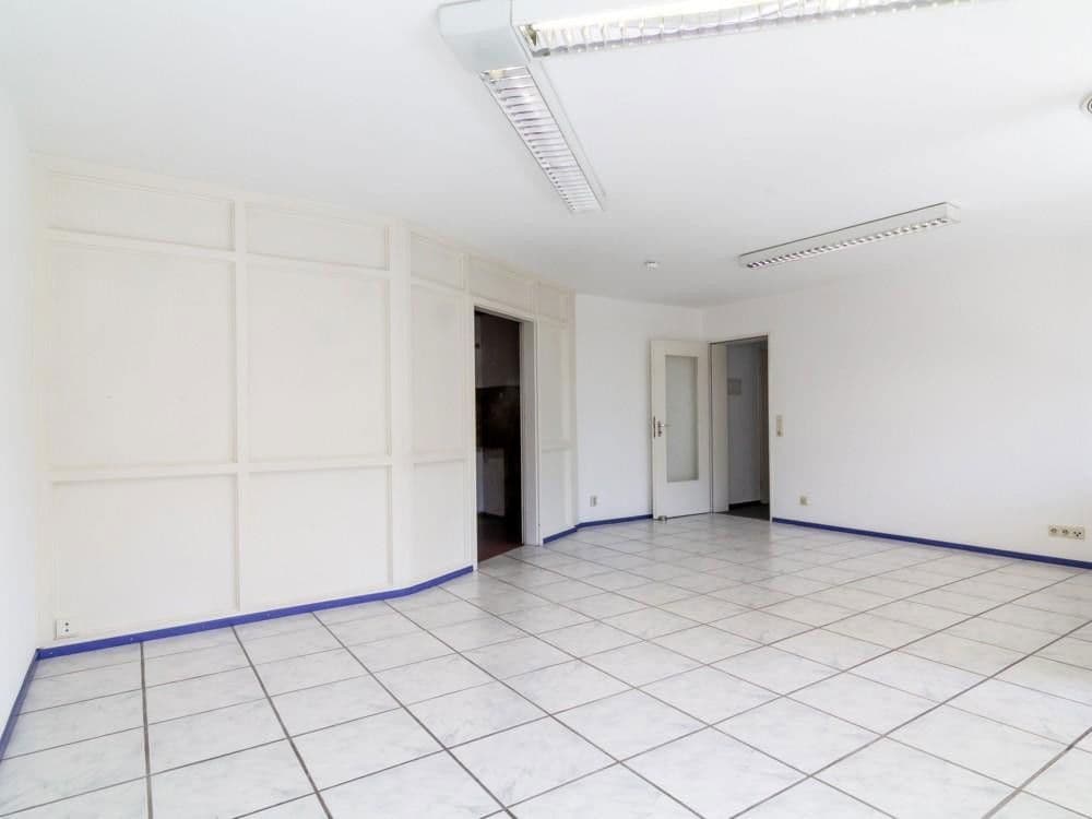 Prenájom bytu 2-izbový 82 m², Hauptstrasse 160, Weil am Rhein, Bádensko-Wurttembersko Prenájom bytu 2-izbový 82 m², Hauptstrasse 160, Weil am Rhein, Bádensko-Wurttembersko