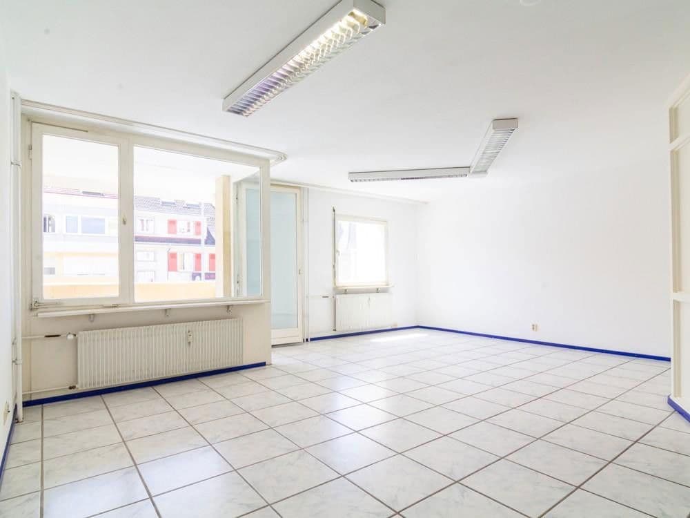 Prenájom bytu 2-izbový 82 m², Hauptstrasse 160, Weil am Rhein, Bádensko-Wurttembersko Prenájom bytu 2-izbový 82 m², Hauptstrasse 160, Weil am Rhein, Bádensko-Wurttembersko