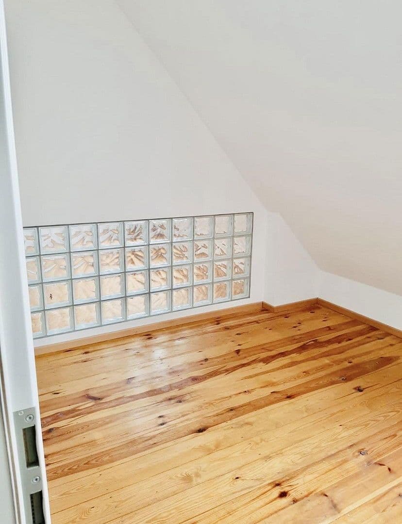 Predaj bytu 3-izbový 98 m², Engelbecken, Berlin, Berlín Predaj bytu 3-izbový 98 m², Engelbecken, Berlin, Berlín