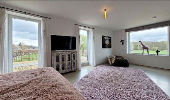 Predaj domu 703 m², pozemek 41.670 m², Niederkrüchten, Severné Porýnie - Westfálsko Predaj domu 703 m², pozemek 41.670 m², Niederkrüchten, Severné Porýnie - Westfálsko