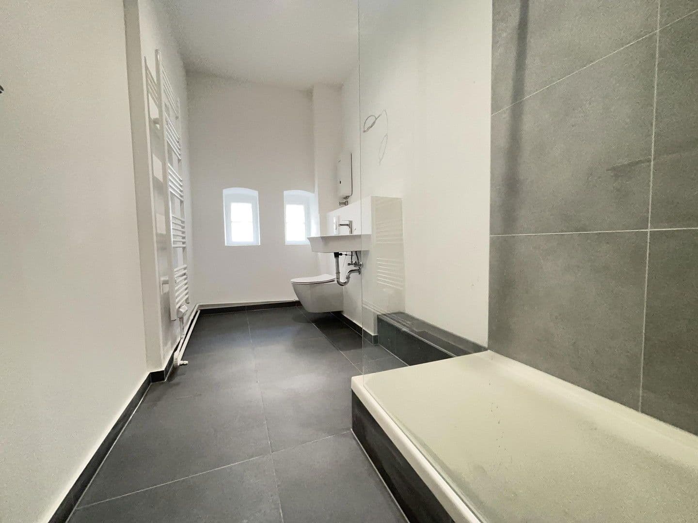 Predaj bytu 3-izbový 70 m², Gneisenaustraße 65, Berlin, Berlín Predaj bytu 3-izbový 70 m², Gneisenaustraße 65, Berlin, Berlín