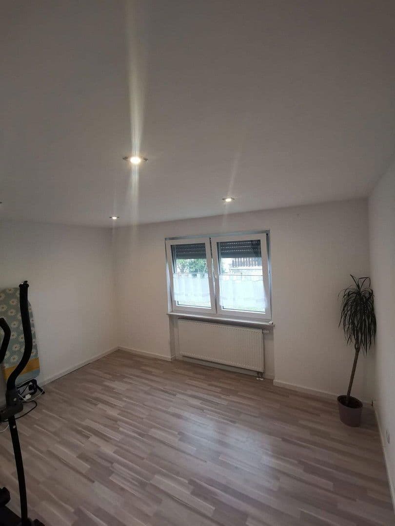 Predaj domu 180 m², pozemek 617 m², Groß-Zimmerner Str. 25, Reinheim, Hesensko Predaj domu 180 m², pozemek 617 m², Groß-Zimmerner Str. 25, Reinheim, Hesensko