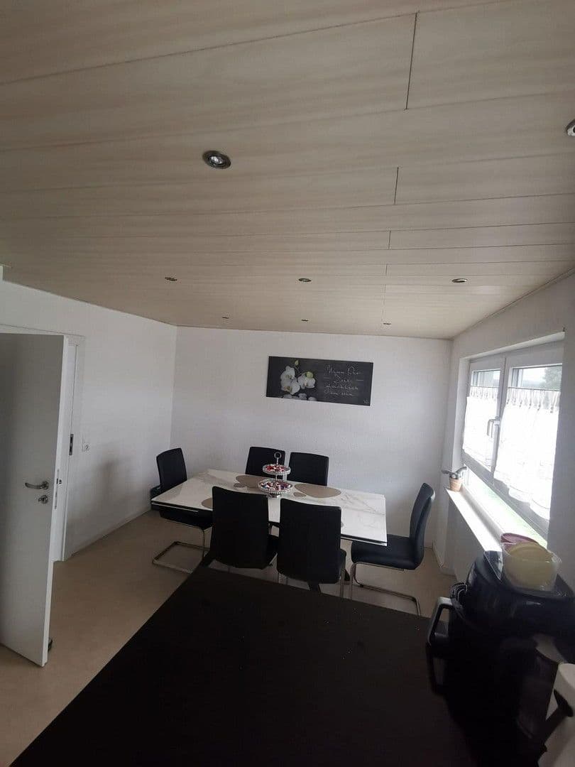 Predaj domu 180 m², pozemek 617 m², Groß-Zimmerner Str. 25, Reinheim, Hesensko Predaj domu 180 m², pozemek 617 m², Groß-Zimmerner Str. 25, Reinheim, Hesensko