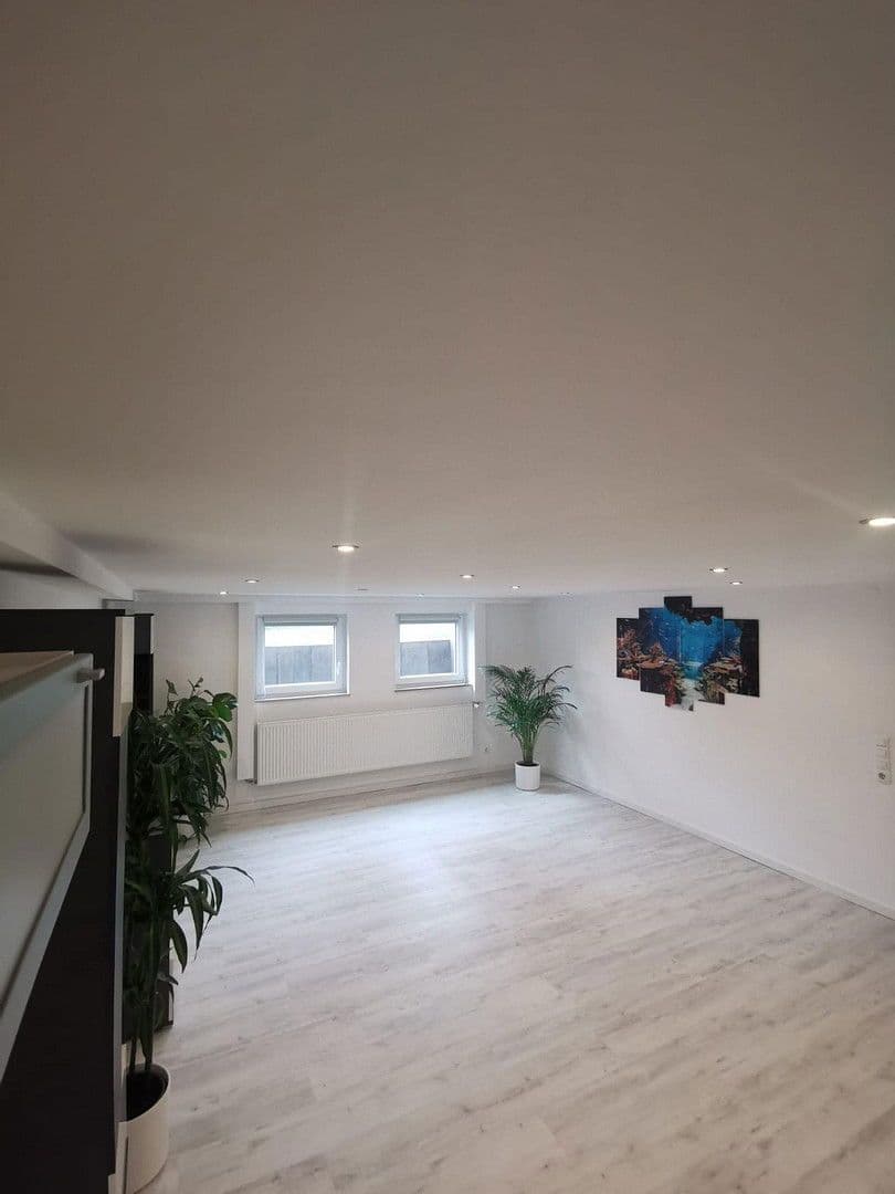 Predaj domu 180 m², pozemek 617 m², Groß-Zimmerner Str. 25, Reinheim, Hesensko Predaj domu 180 m², pozemek 617 m², Groß-Zimmerner Str. 25, Reinheim, Hesensko