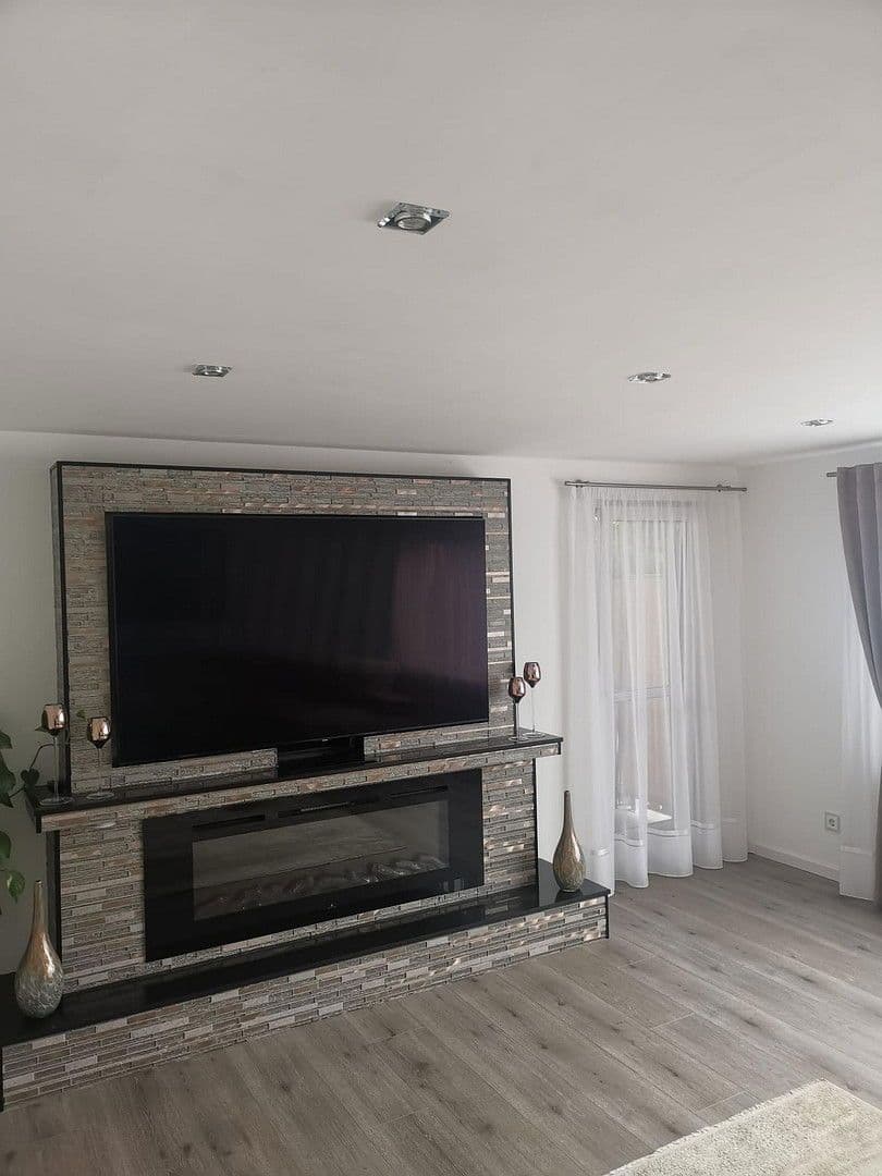 Predaj domu 180 m², pozemek 617 m², Groß-Zimmerner Str. 25, Reinheim, Hesensko Predaj domu 180 m², pozemek 617 m², Groß-Zimmerner Str. 25, Reinheim, Hesensko