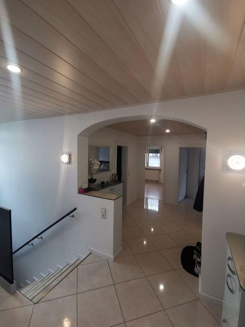 Predaj domu 180 m², pozemek 617 m², Groß-Zimmerner Str. 25, Reinheim, Hesensko Predaj domu 180 m², pozemek 617 m², Groß-Zimmerner Str. 25, Reinheim, Hesensko