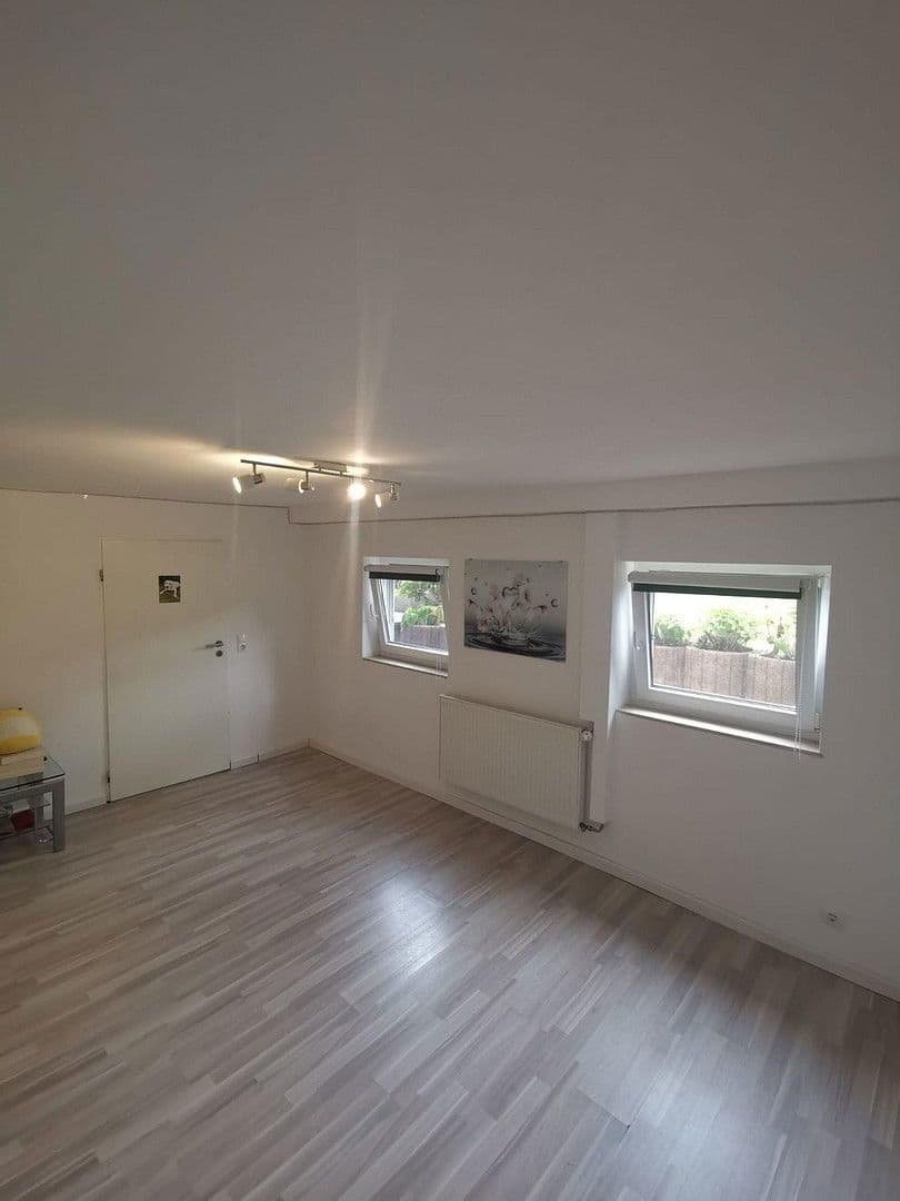 Predaj domu 180 m², pozemek 617 m², Groß-Zimmerner Str. 25, Reinheim, Hesensko Predaj domu 180 m², pozemek 617 m², Groß-Zimmerner Str. 25, Reinheim, Hesensko