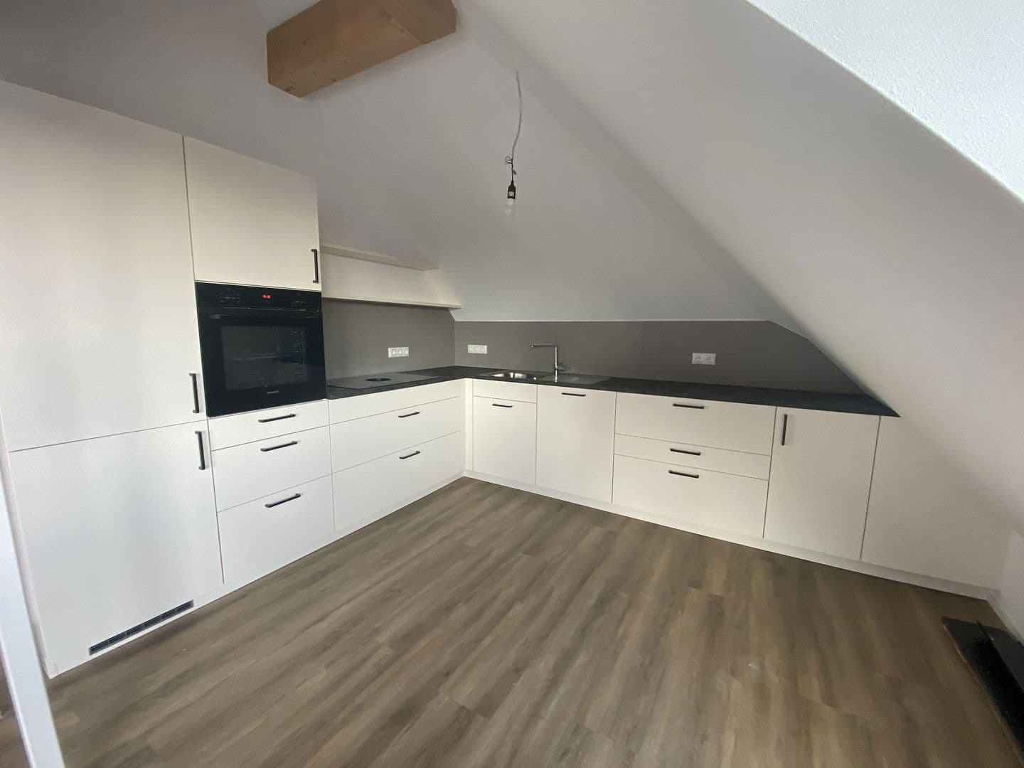 Predaj bytu 3-izbový 91 m², Pfarrkirchener Str. 105 b, Eggenfelden, Bavorsko Predaj bytu 3-izbový 91 m², Pfarrkirchener Str. 105 b, Eggenfelden, Bavorsko