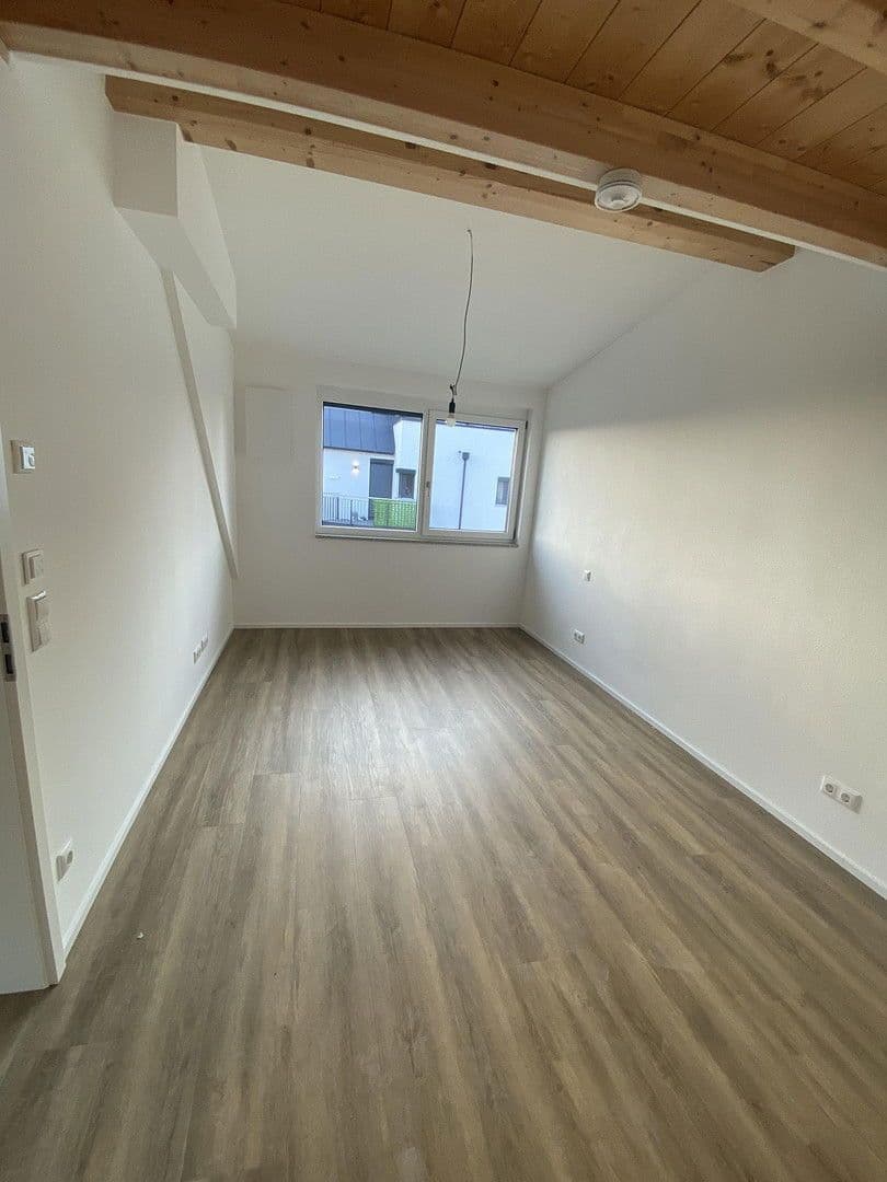 Predaj bytu 3-izbový 91 m², Pfarrkirchener Str. 105 b, Eggenfelden, Bavorsko Predaj bytu 3-izbový 91 m², Pfarrkirchener Str. 105 b, Eggenfelden, Bavorsko