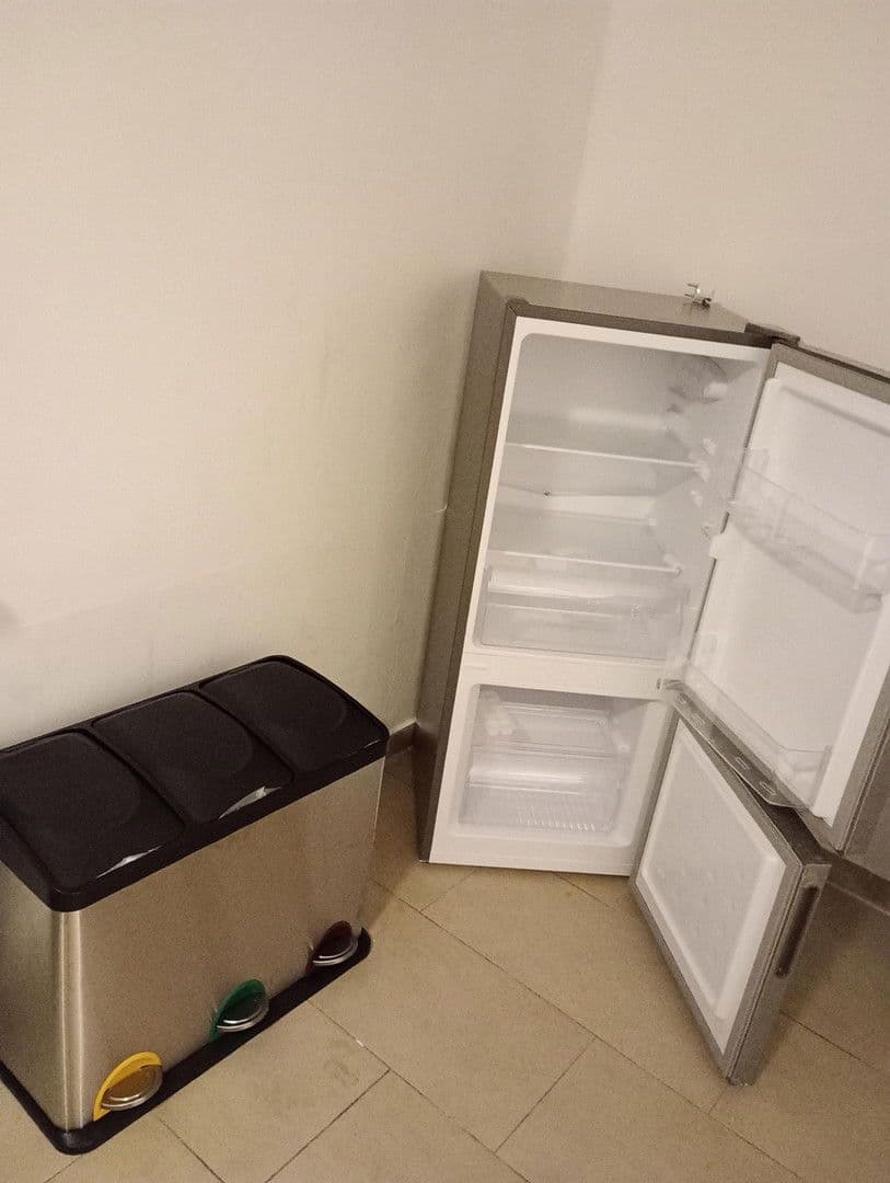 Prenájom bytu 4-izbový 100 m², Hamburg, Hamburg Prenájom bytu 4-izbový 100 m², Hamburg, Hamburg