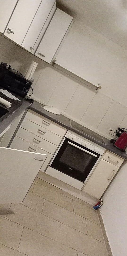 Prenájom bytu 4-izbový 100 m², Hamburg, Hamburg Prenájom bytu 4-izbový 100 m², Hamburg, Hamburg