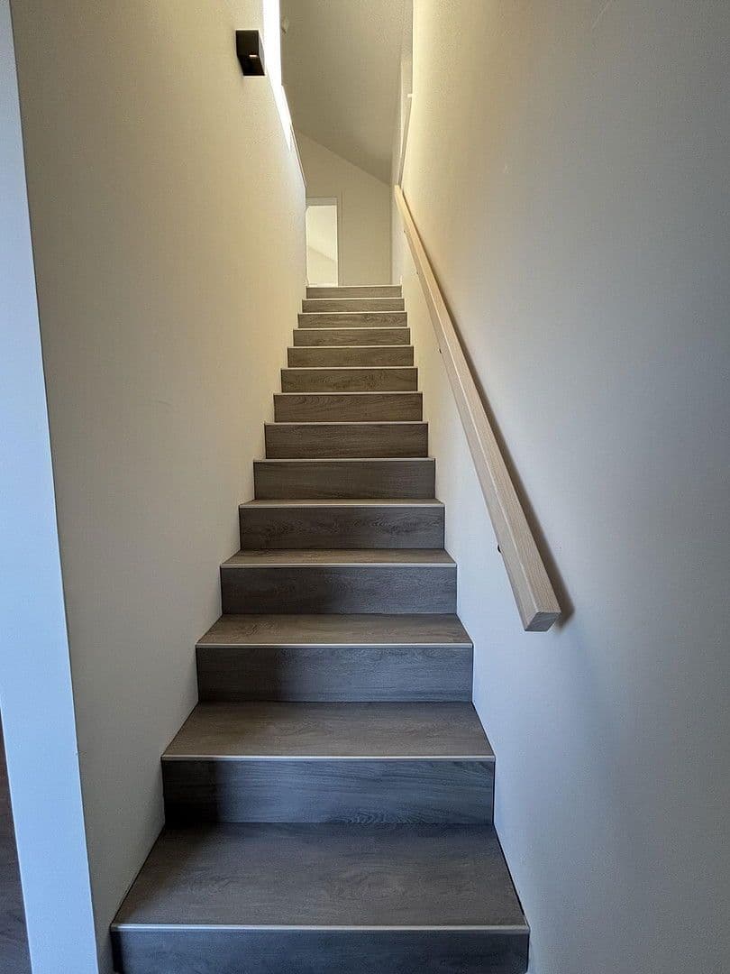 Prenájom domu 83 m², pozemek 300 m², Kraksdorf, Šlezvicko-Holštajnsko Prenájom domu 83 m², pozemek 300 m², Kraksdorf, Šlezvicko-Holštajnsko