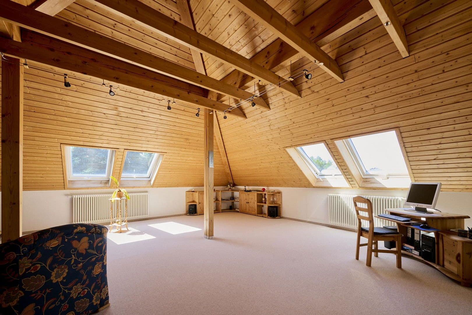 Predaj domu 277 m², pozemek 3.439 m², Treuenbrietzen, Brandenbursko Predaj domu 277 m², pozemek 3.439 m², Treuenbrietzen, Brandenbursko