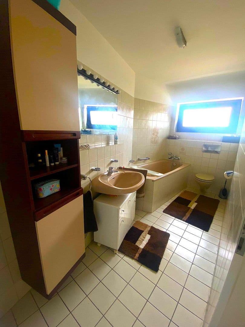 Predaj domu 174 m², pozemek 259 m², Meckenheim, Severné Porýnie - Westfálsko Predaj domu 174 m², pozemek 259 m², Meckenheim, Severné Porýnie - Westfálsko