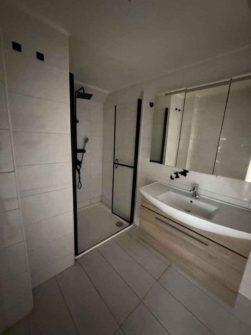 Prenájom nebytového priestoru 250 m², Marktstraße 5, Rottenburg am Neckar, Bádensko-Wurttembersko Prenájom nebytového priestoru 250 m², Marktstraße 5, Rottenburg am Neckar, Bádensko-Wurttembersko