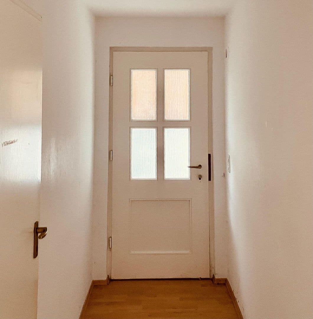 Predaj domu 176 m², pozemek 471 m², Simmozheim, Bádensko-Wurttembersko Predaj domu 176 m², pozemek 471 m², Simmozheim, Bádensko-Wurttembersko