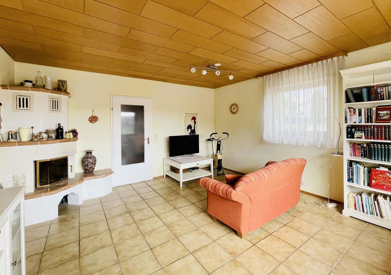 Predaj domu 176 m², pozemek 471 m², Simmozheim, Bádensko-Wurttembersko Predaj domu 176 m², pozemek 471 m², Simmozheim, Bádensko-Wurttembersko