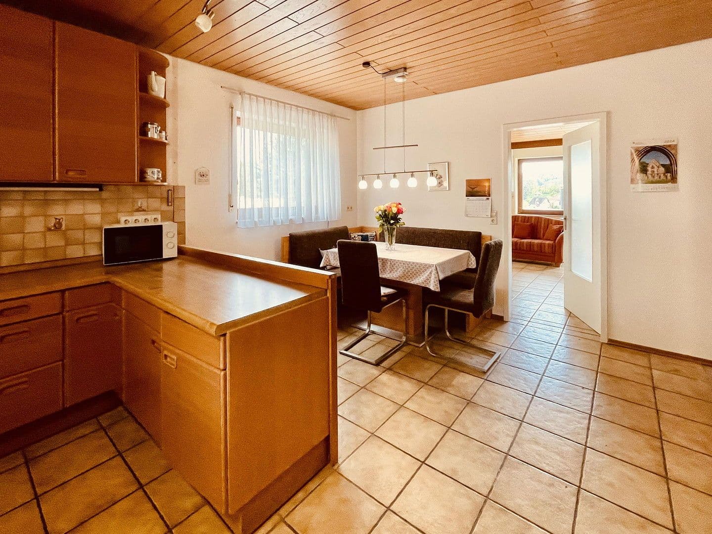 Predaj domu 176 m², pozemek 471 m², Simmozheim, Bádensko-Wurttembersko Predaj domu 176 m², pozemek 471 m², Simmozheim, Bádensko-Wurttembersko